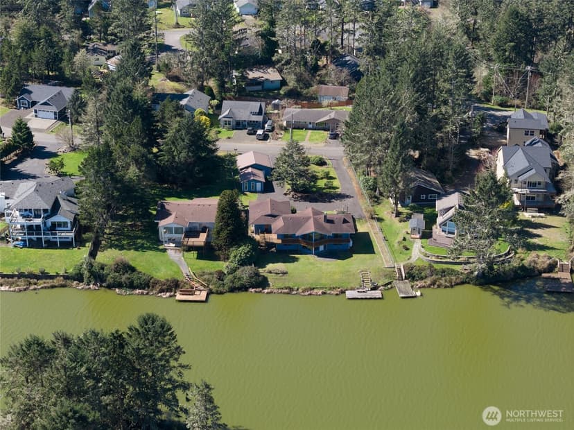 Property photo for 442 Mud Hen Loop SE, Ocean Shores photo 38