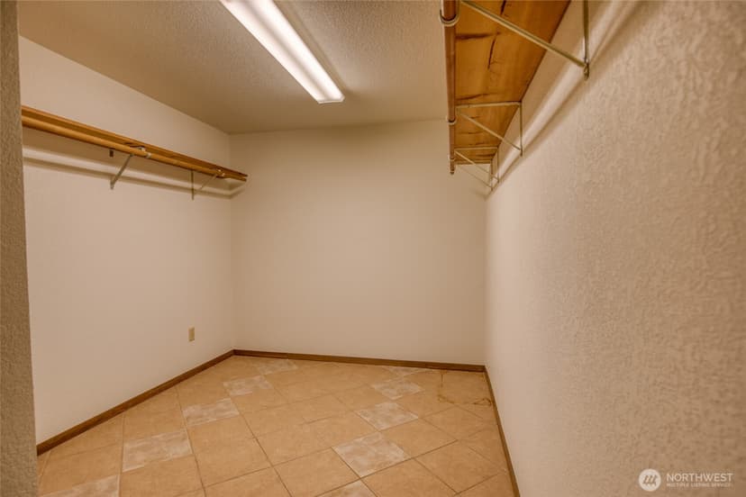 Property photo for 442 Mud Hen Loop SE, Ocean Shores photo 28