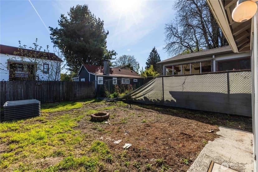 Property photo for 916 Pleasant Avenue, Bremerton photo 25