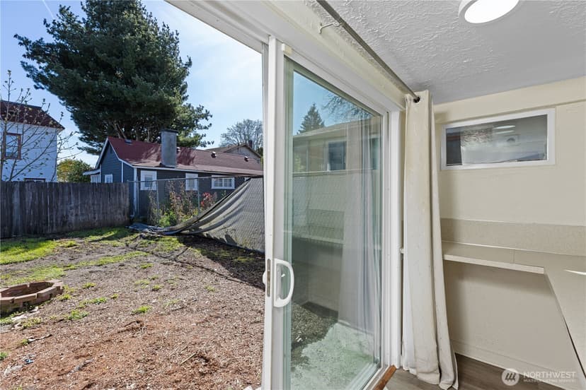 Property photo for 916 Pleasant Avenue, Bremerton photo 23
