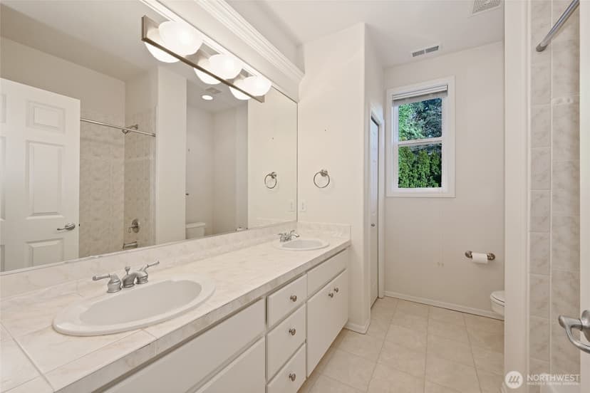 Property photo for 2203 12th Court NW, Auburn photo 31