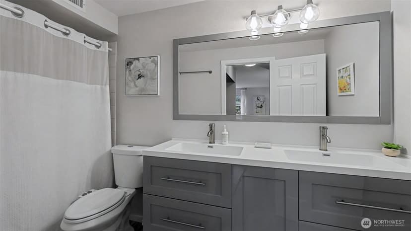 Property photo for 250 NW Dogwood Street #E-102, Issaquah photo 9