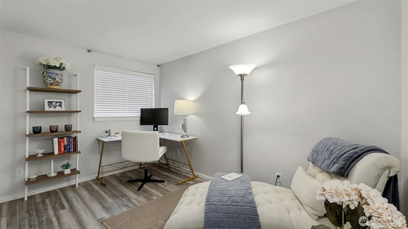 Property photo for 250 NW Dogwood Street #E-102, Issaquah photo 12