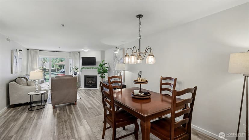 Property photo for 250 NW Dogwood Street #E-102, Issaquah photo 13