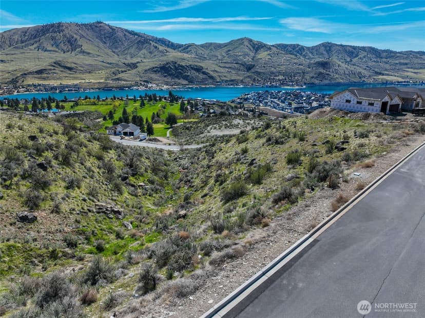 Property photo for 905 & 909 Long Drive, Chelan photo 14