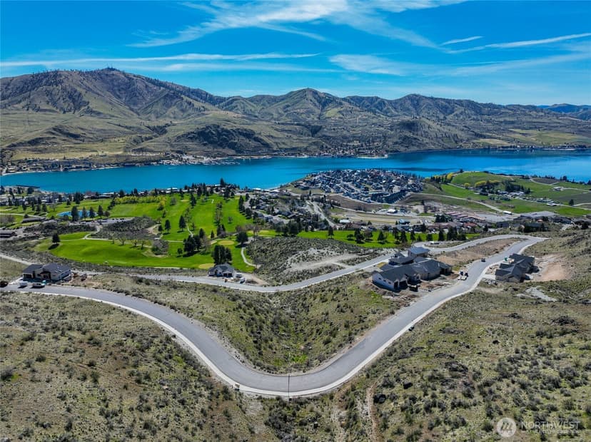 Property photo for 905 & 909 Long Drive, Chelan