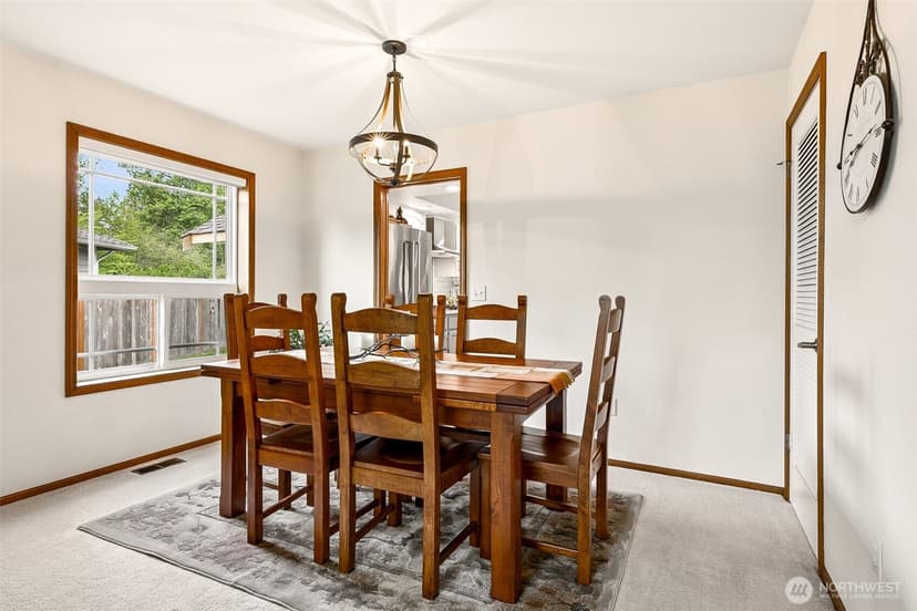 Property photo for 1703 25th Street Pl SW, Puyallup photo 8