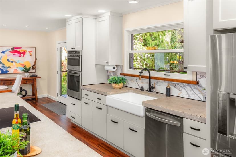 Property photo for 12211 SE 63rd Place, Bellevue photo 17