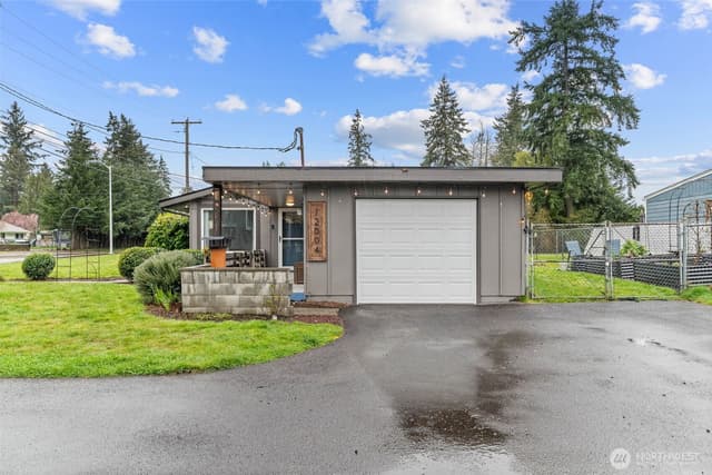 Property photo for 12004 Lake City Boulevard SW, Lakewood photo 4