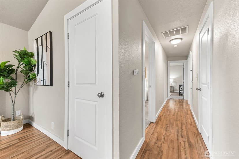 Property photo for 12004 Lake City Boulevard SW, Lakewood photo 17