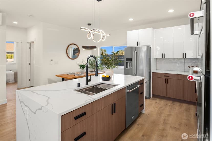 Property photo for 9846 62nd Avenue S #1, Seattle photo 13