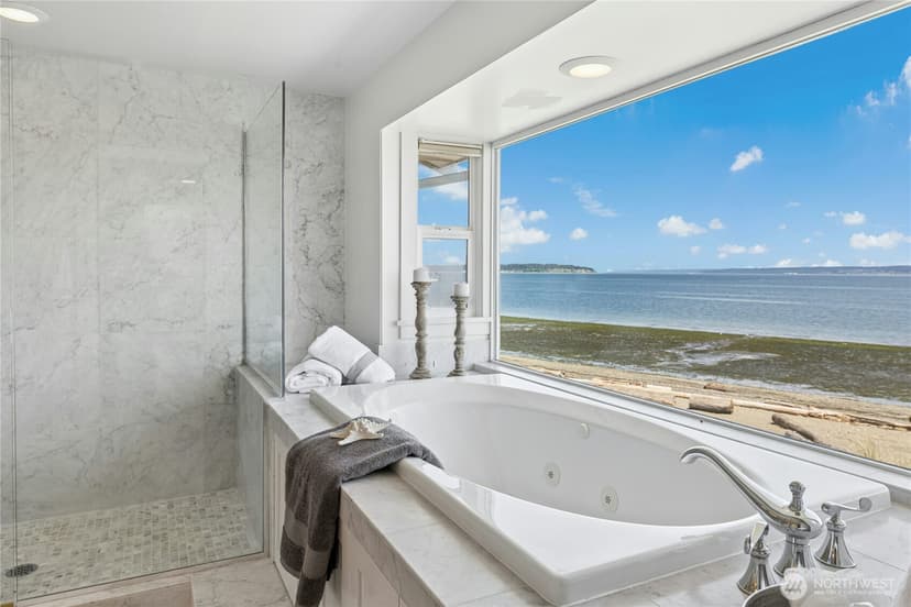 Property photo for 15628 Point Monroe Drive NE, Bainbridge Island photo 18