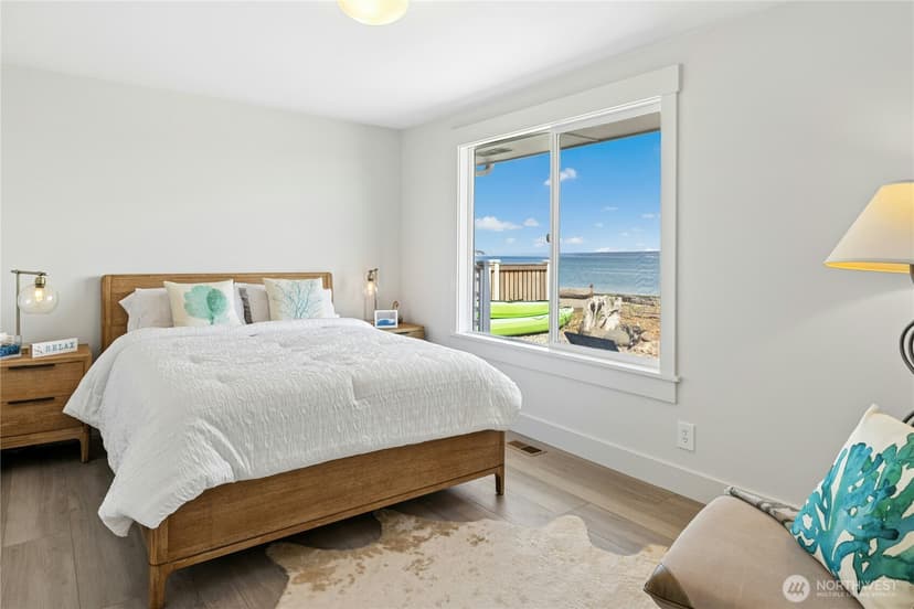 Property photo for 15628 Point Monroe Drive NE, Bainbridge Island photo 10