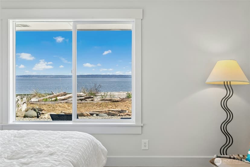 Property photo for 15628 Point Monroe Drive NE, Bainbridge Island photo 11
