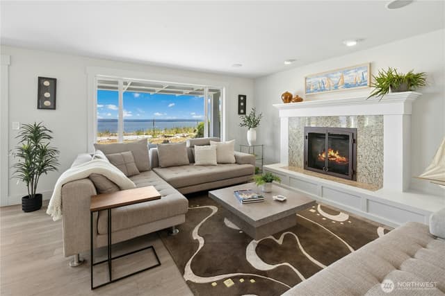Property photo for 15628 Point Monroe Drive NE, Bainbridge Island photo 5