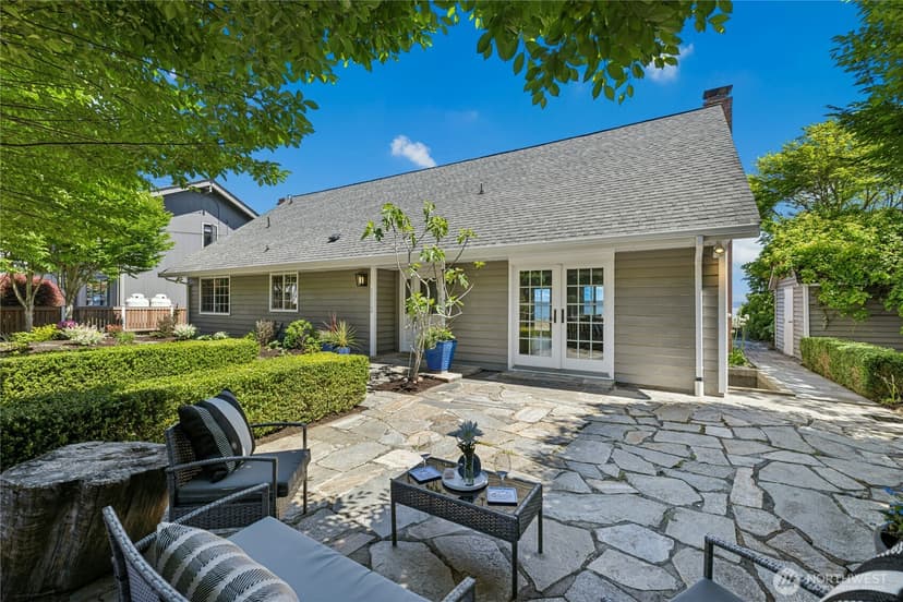 Property photo for 15628 Point Monroe Drive NE, Bainbridge Island photo 3