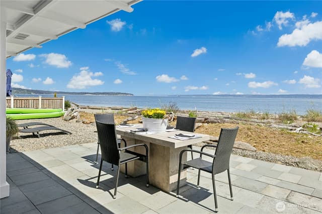 Property photo for 15628 Point Monroe Drive NE, Bainbridge Island photo 2