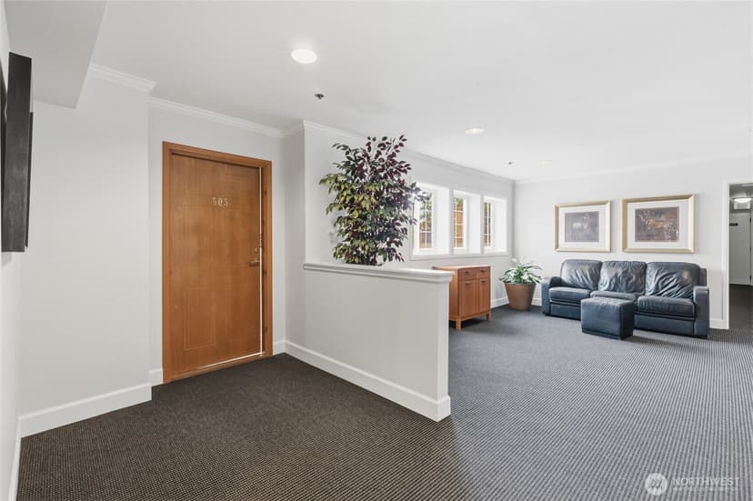 Property photo for 2760 76th Avenue SE #505, Mercer Island photo 4
