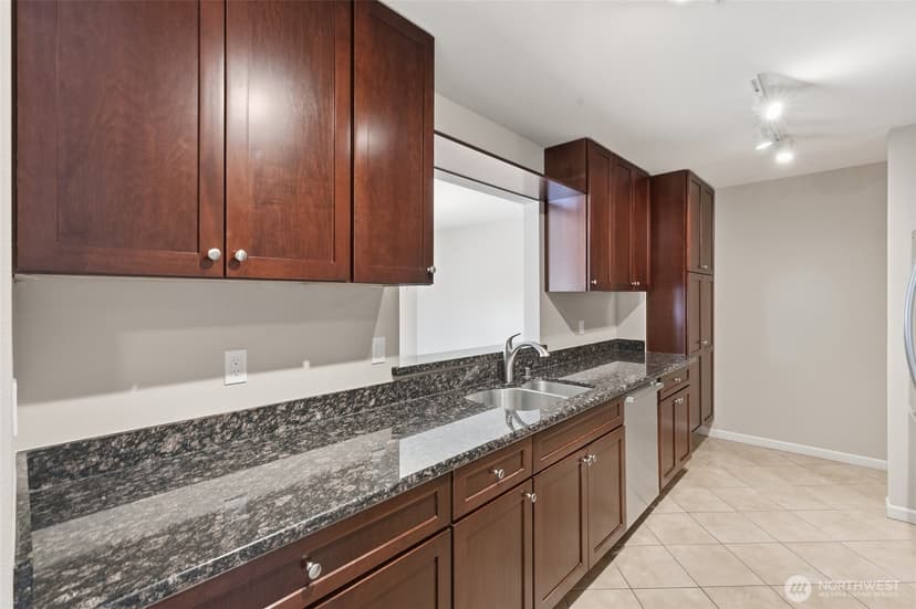 Property photo for 2760 76th Avenue SE #505, Mercer Island photo 15