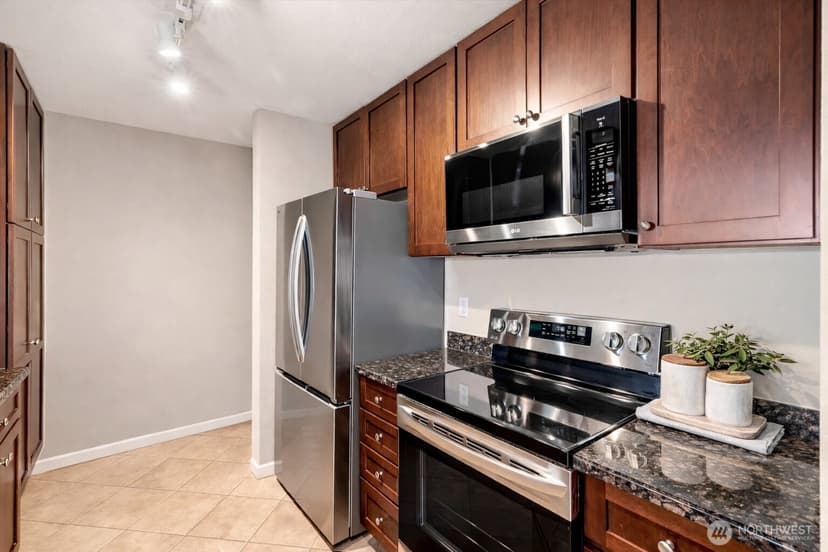 Property photo for 2760 76th Avenue SE #505, Mercer Island photo 14