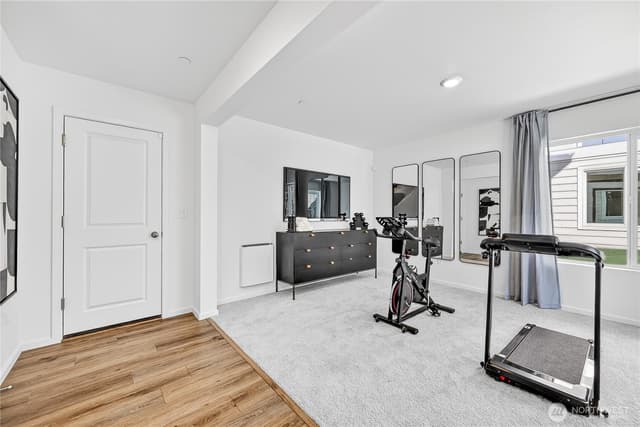 Property photo for 32371 Anchor Avenue SE, Black Diamond photo 4