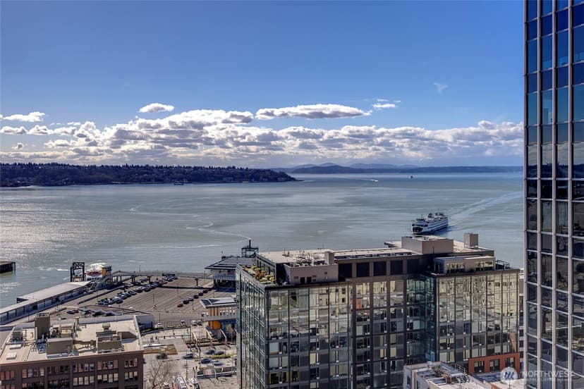 Property photo for 715 2nd Avenue #1702, Seattle photo 35