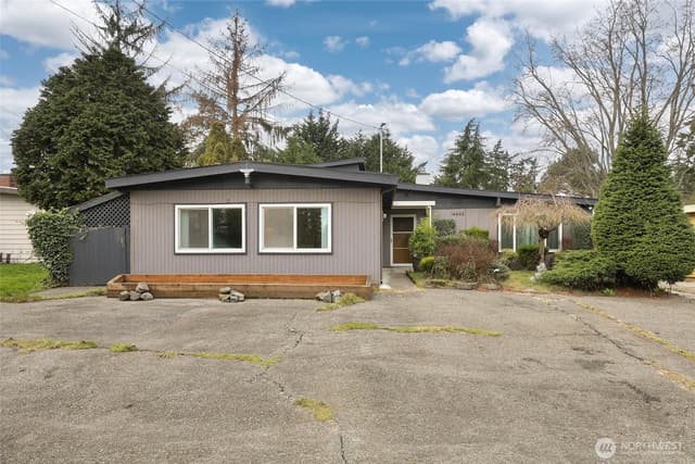 Property photo for 14445 26th Avenue S, SeaTac photo 2