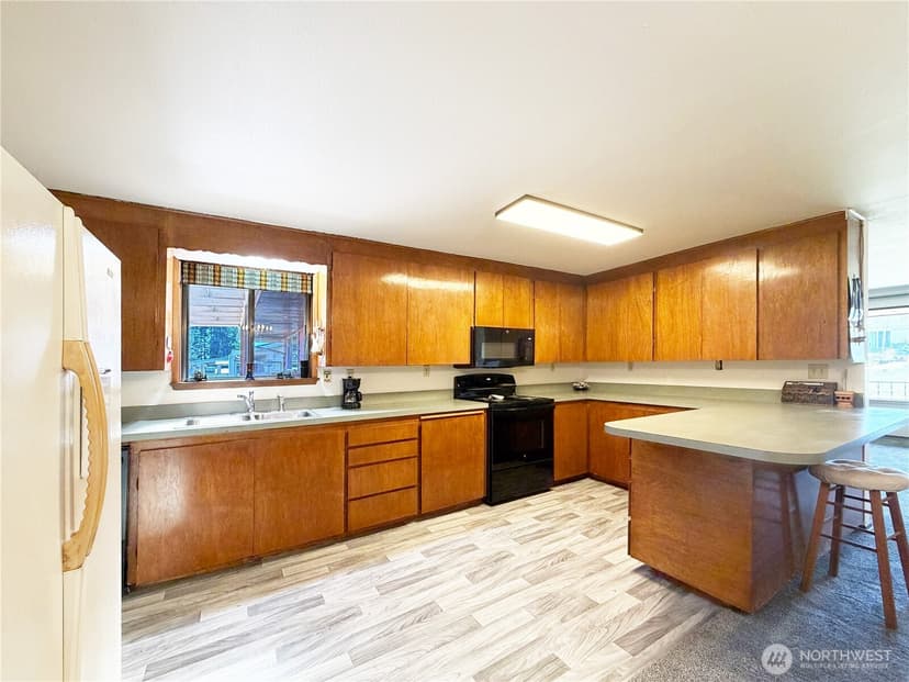 Property photo for 8825 Corbin Drive, Everett photo 8