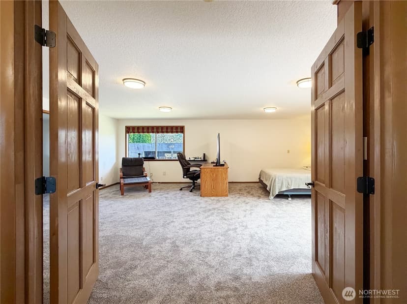 Property photo for 8825 Corbin Drive, Everett photo 10