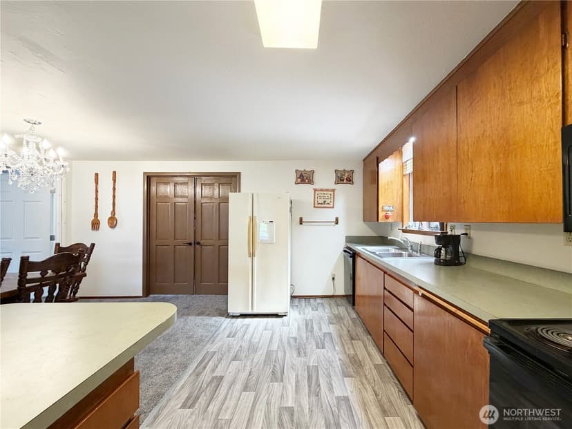 Property photo for 8825 Corbin Drive, Everett photo 7