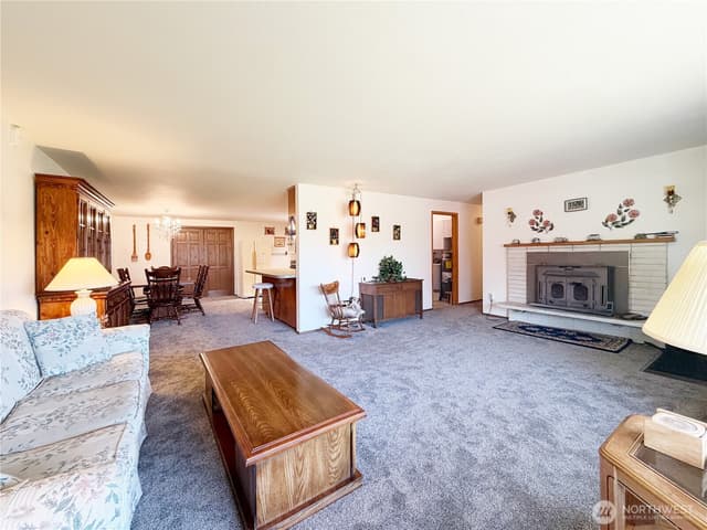 Property photo for 8825 Corbin Drive, Everett photo 3