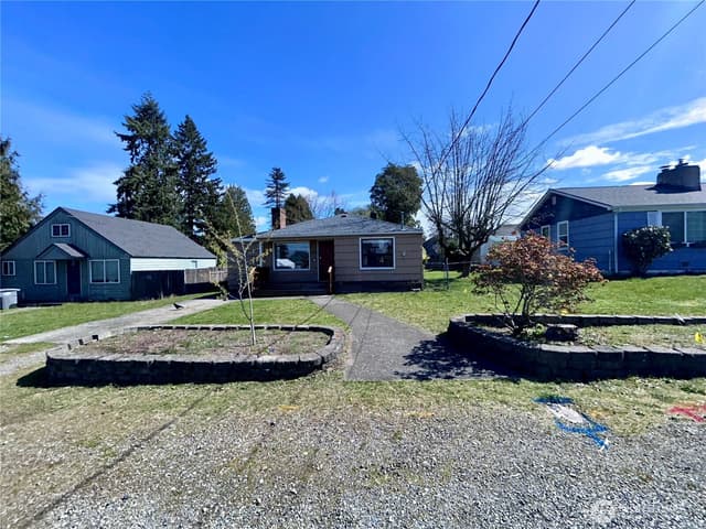 Property photo for 2735 Locust Avenue W, University Place photo 2