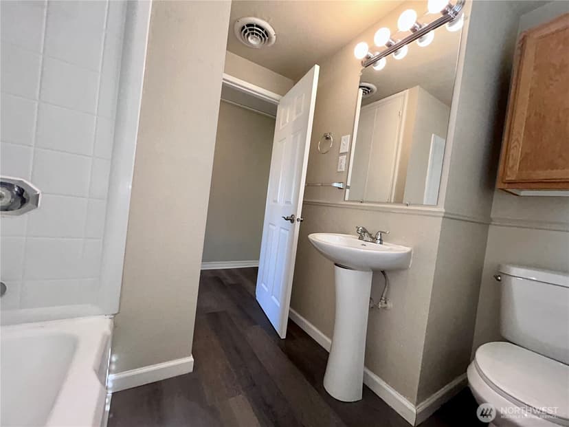 Property photo for 2735 Locust Avenue W, University Place photo 11