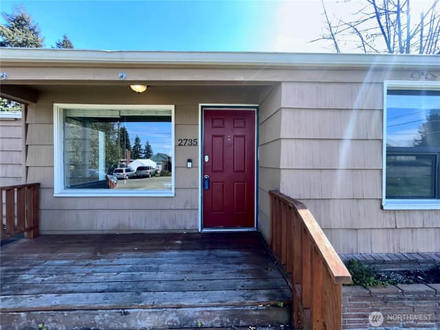 Property photo for 2735 Locust Avenue W, University Place photo 3