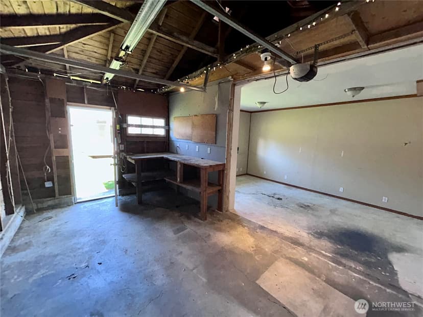 Property photo for 2735 Locust Avenue W, University Place photo 23