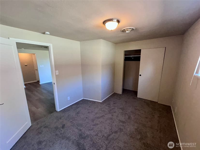 Property photo for 2735 Locust Avenue W, University Place photo 10