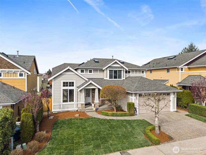 Property photo for 4610 NE 1st Ct, Renton