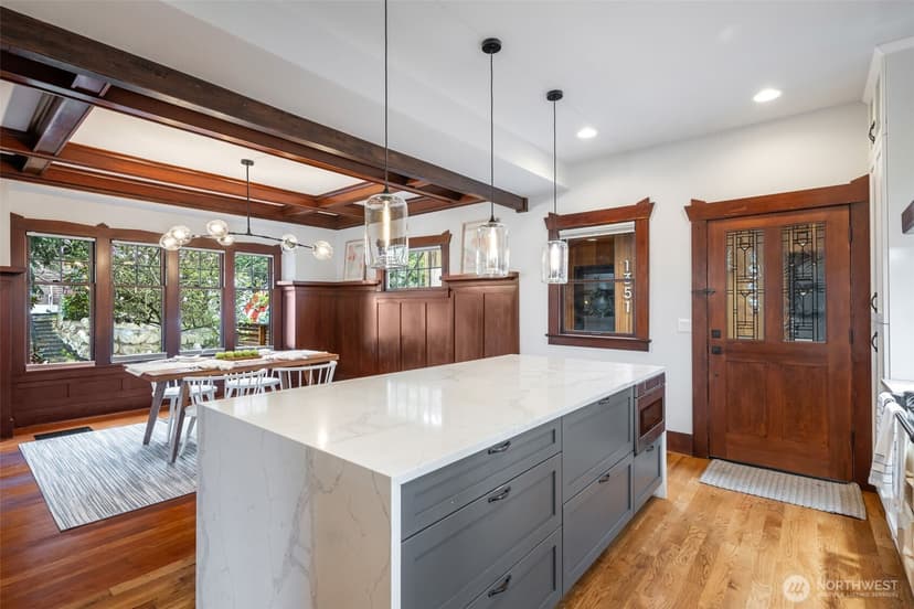 Property photo for 3258 14th Avenue W, Seattle photo 15
