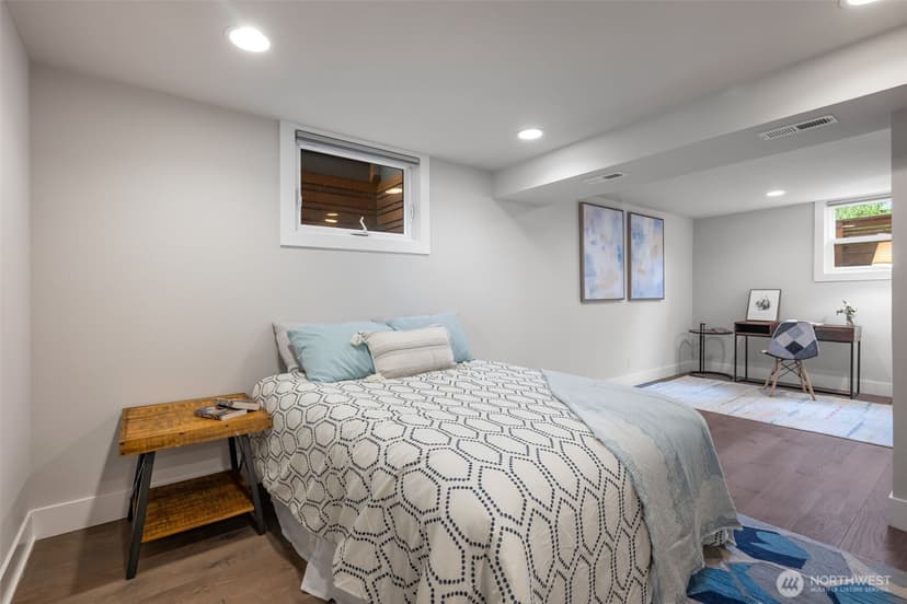 Property photo for 3258 14th Avenue W, Seattle photo 25