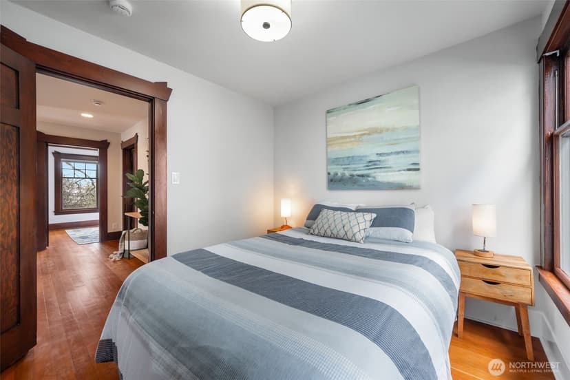 Property photo for 3258 14th Avenue W, Seattle photo 17