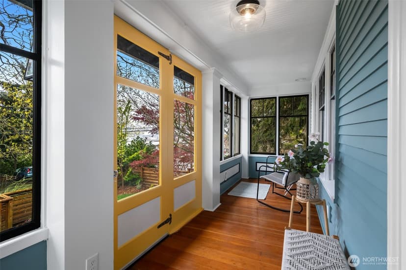 Property photo for 3258 14th Avenue W, Seattle photo 3