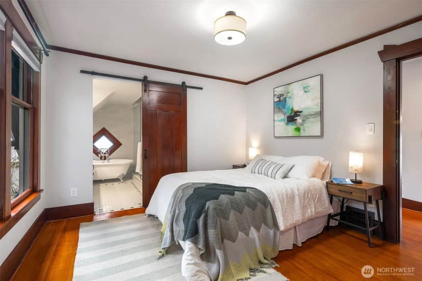 Property photo for 3258 14th Avenue W, Seattle photo 20
