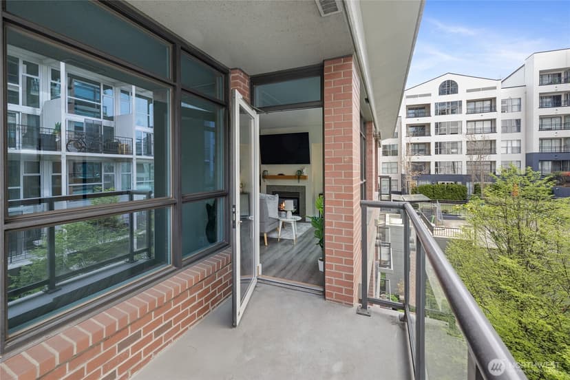 Property photo for 1420 Terry Avenue #607, Seattle photo 8