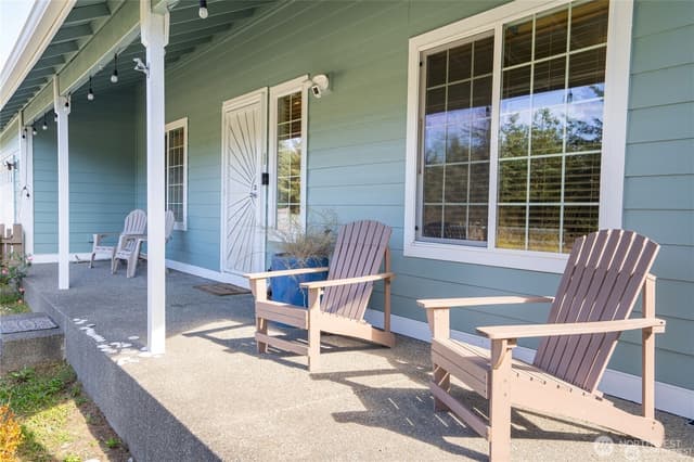 Property photo for 169 Ocean Boulevard, Ocean Shores photo 3