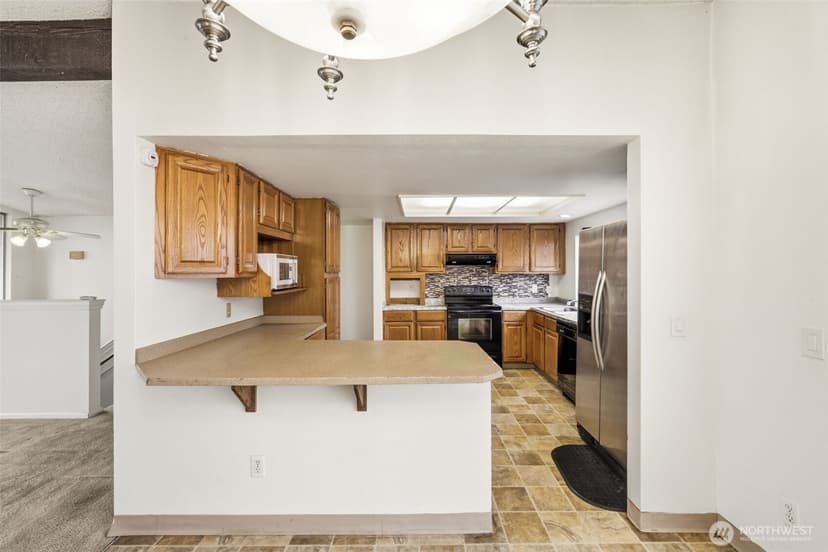 Property photo for 12522 SE 217th Place, Kent photo 8