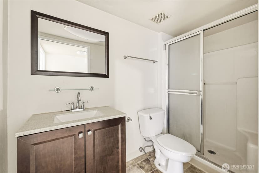 Property photo for 12522 SE 217th Place, Kent photo 21