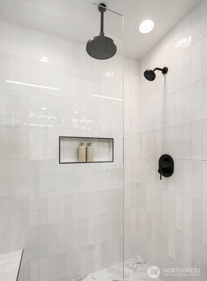 Property photo for 219 NE 75th Street, Seattle photo 21