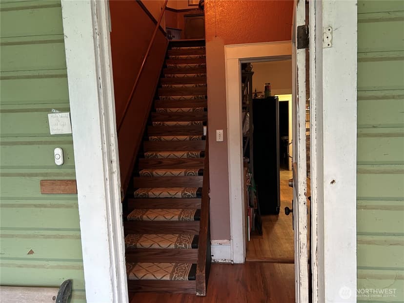 Property photo for 211 Seventh Street, Snohomish photo 6