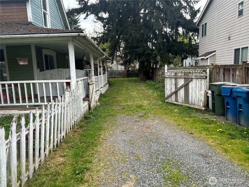 Property photo for 211 Seventh Street, Snohomish photo 7