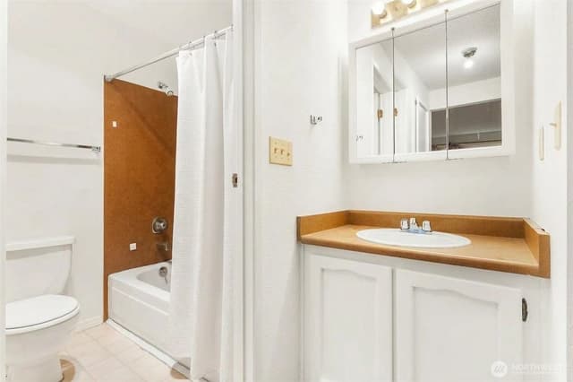 Property photo for 820 E Cady Rd #E204, Everett photo 4